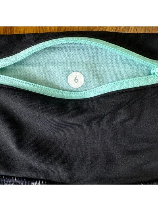 LULULEMON Run Times Shorts Womens 6 Black 4" Athletic Running Gym Speed Short - Picture 8 of 9